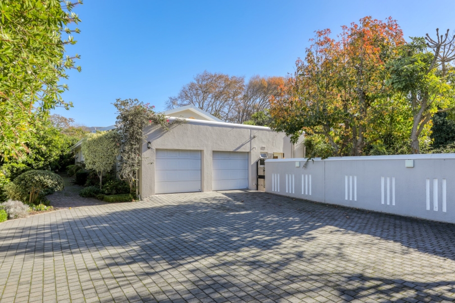 4 Bedroom Property for Sale in Constantia Western Cape